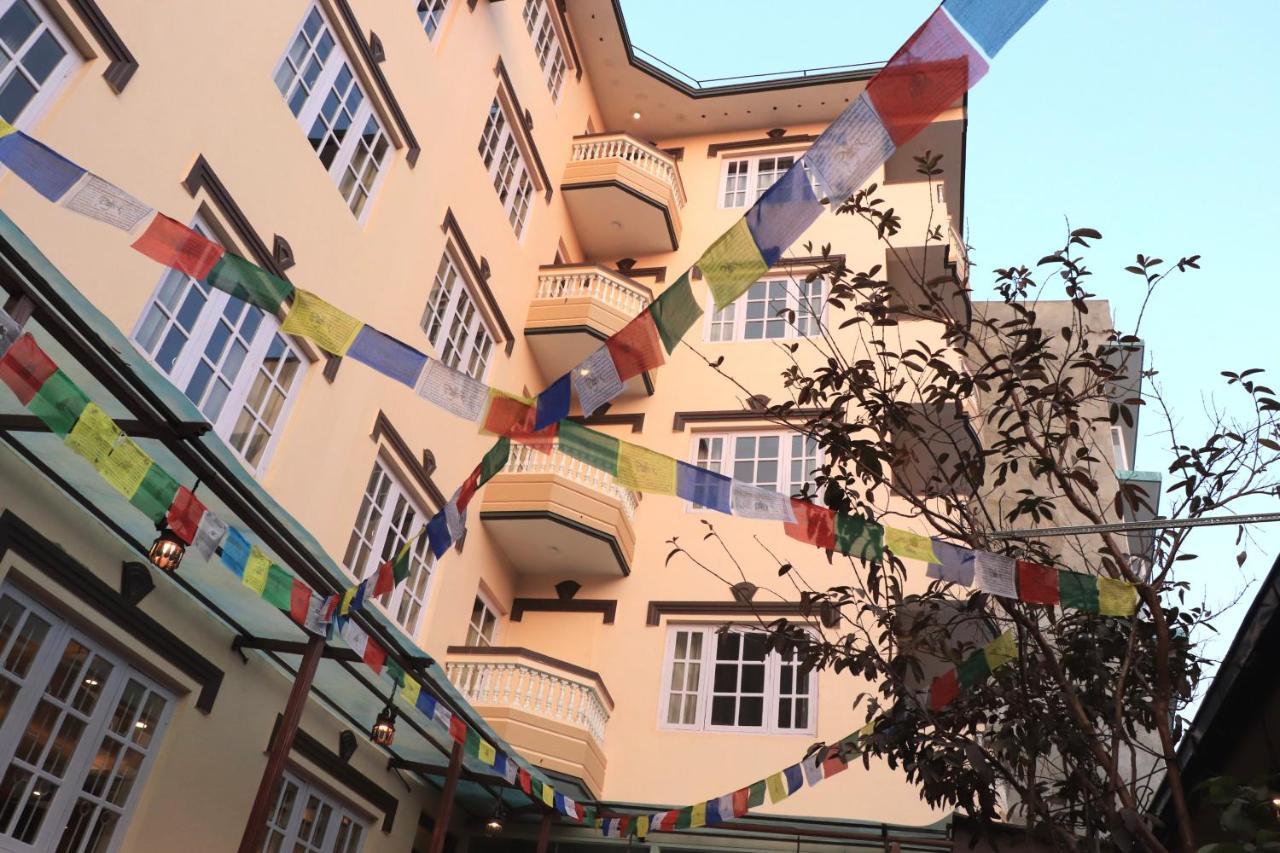 Hotel Chhimeki Katmandú Exterior foto